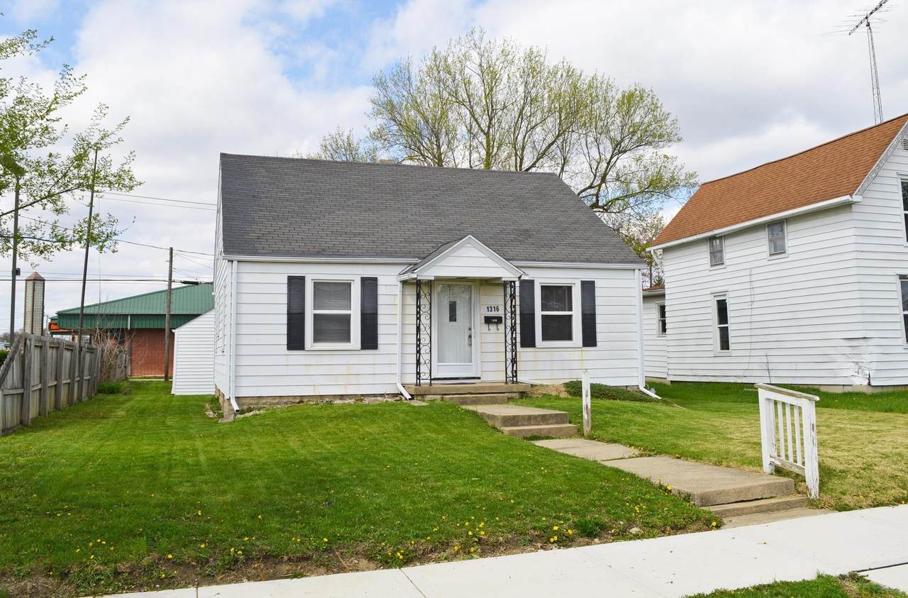 1316 5th Street - Photo 1