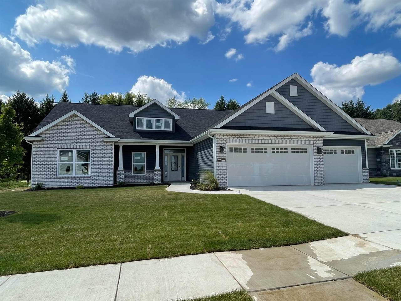 4987 Leeward Lane - Photo 1