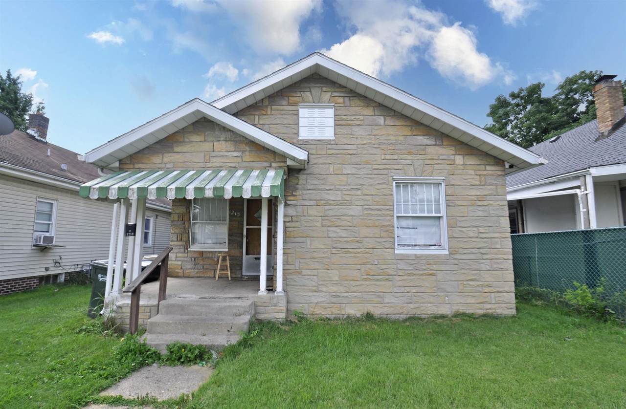 1213 College Street - Photo 1