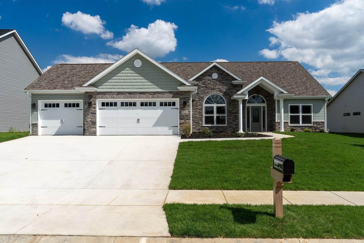 4665 Fieldstone Drive - Photo 1