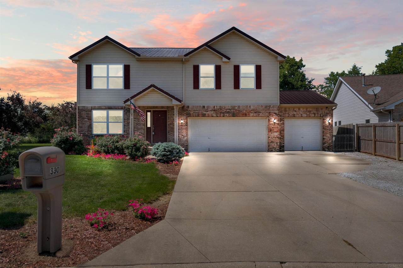 330 Pueblo Drive - Photo 1