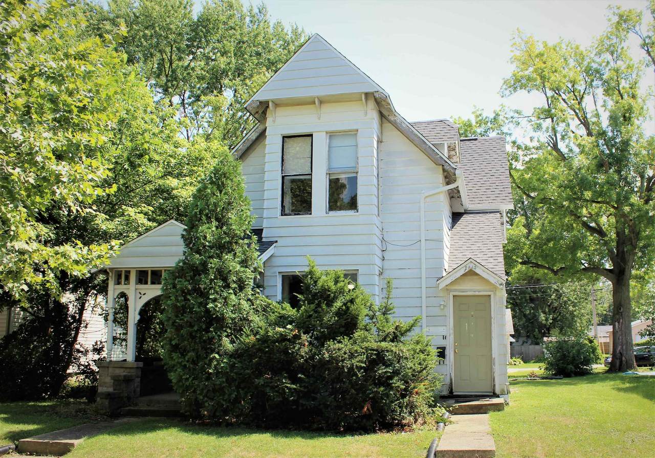 2815 South Street - Photo 1
