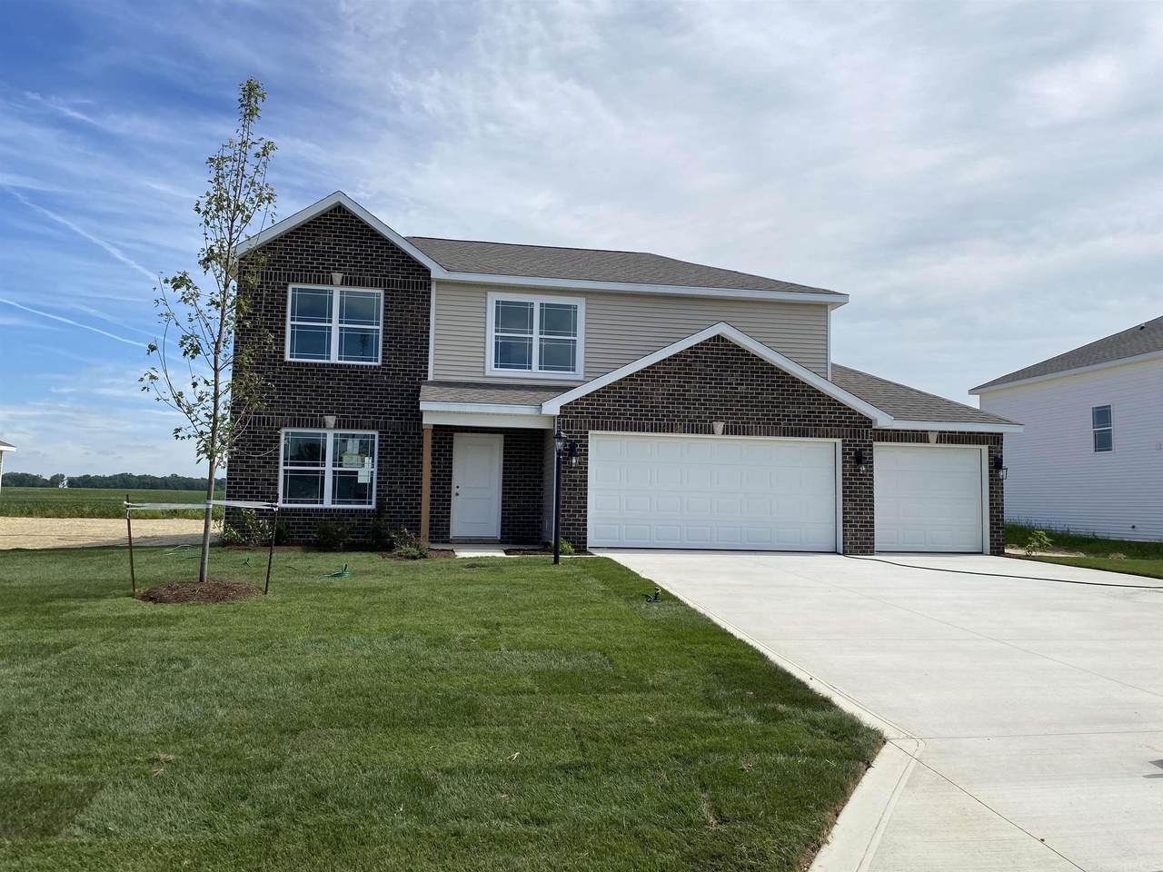 615 Aviation Drive - Photo 1