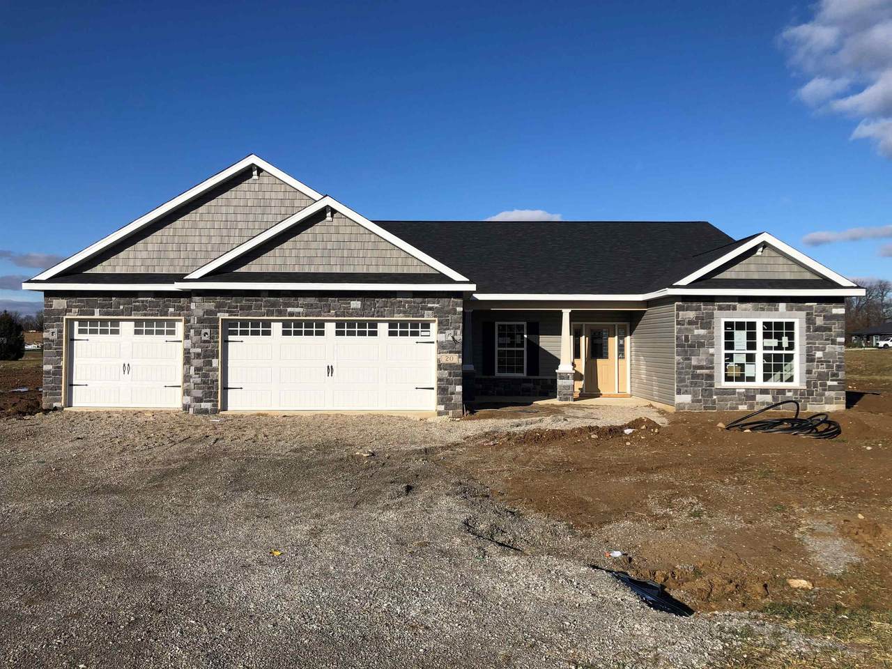 20 Kodak Lane - Photo 1