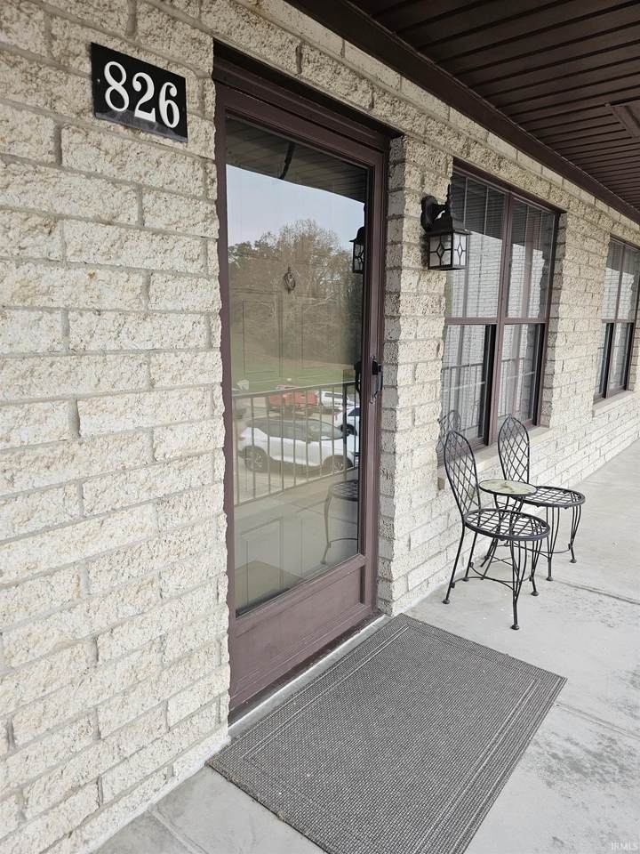 826 Senate Avenue - Photo 1