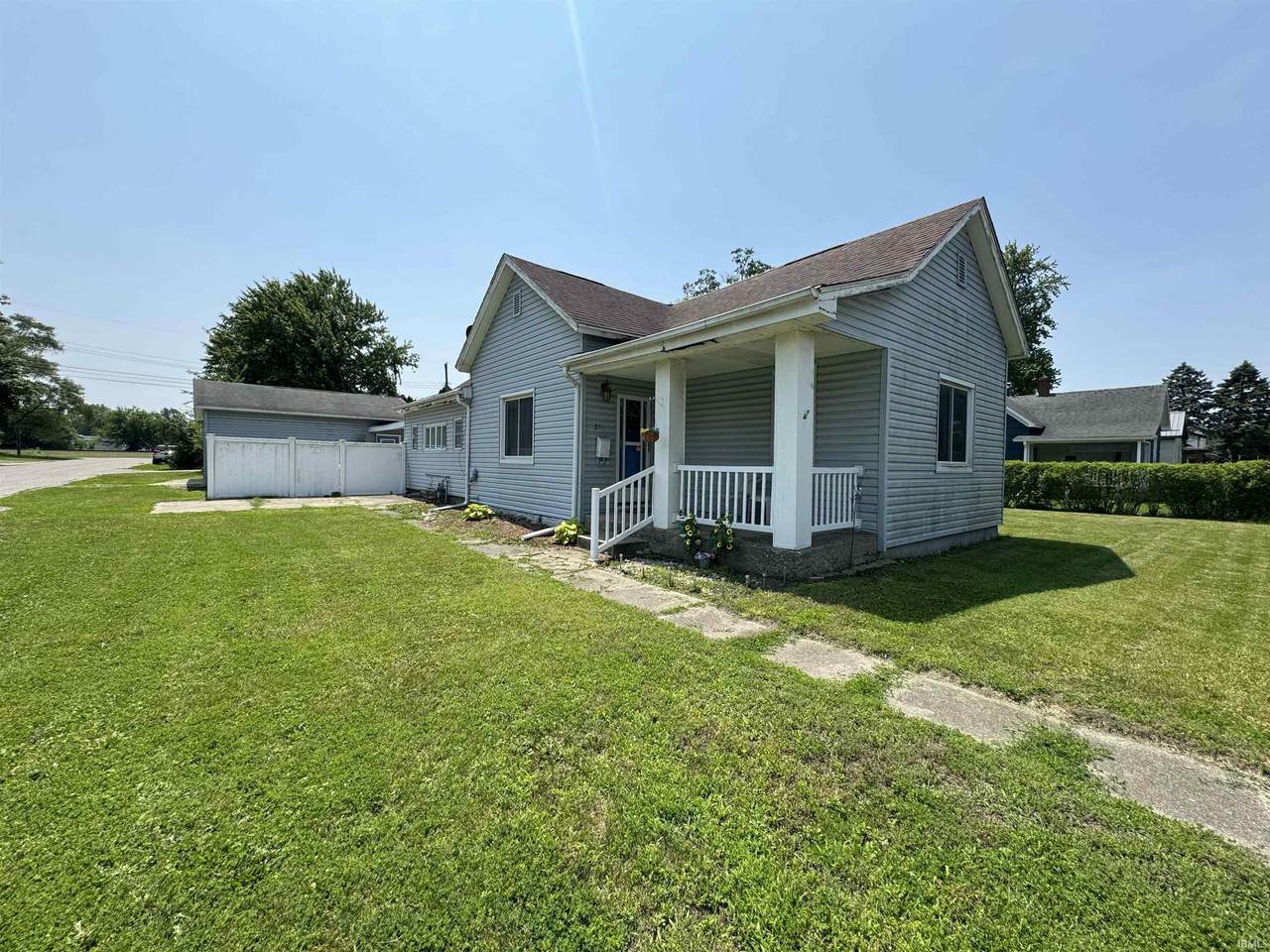 251 10th Street - Photo 1