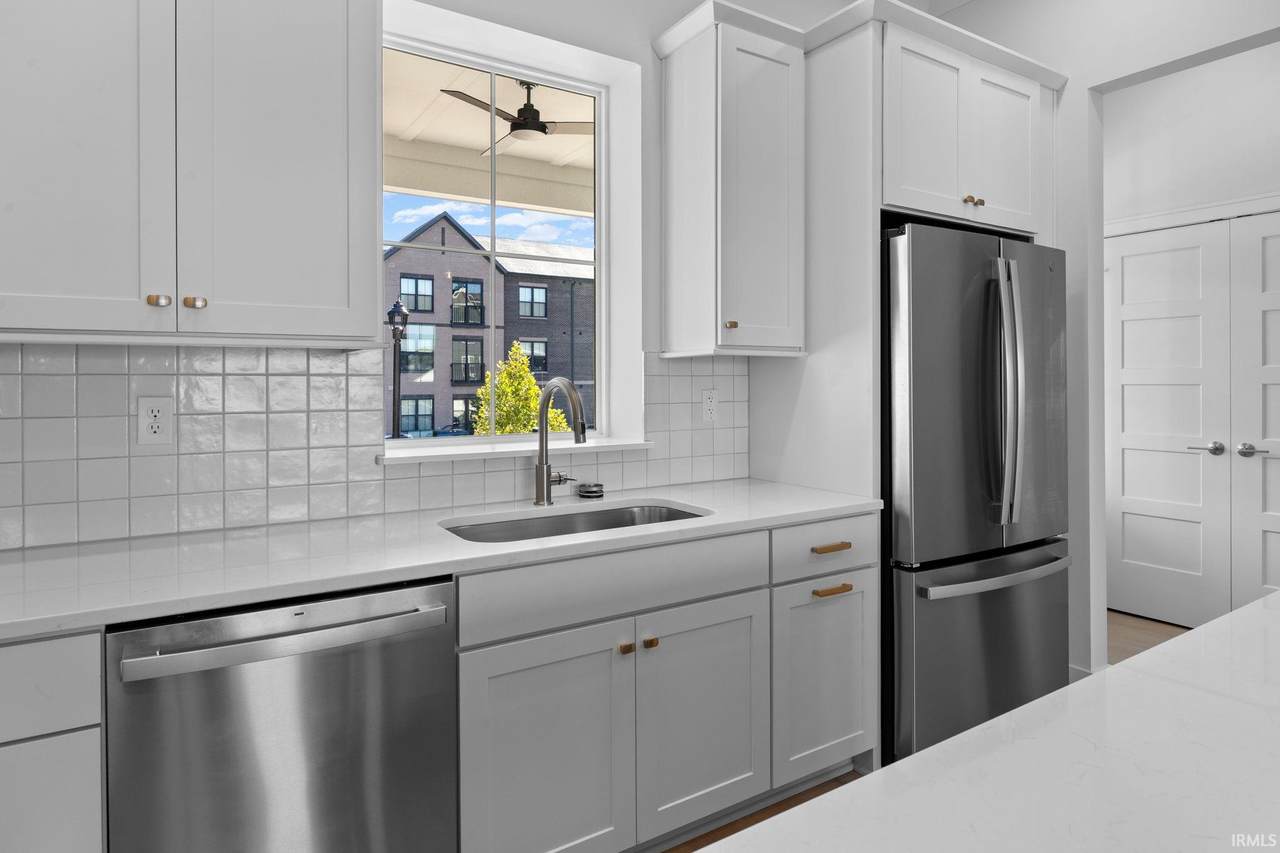 107 Parkerwood Lane - Photo 1