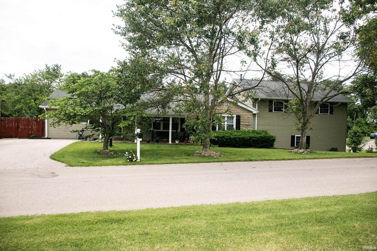 129 Edgewood Drive - Photo 1
