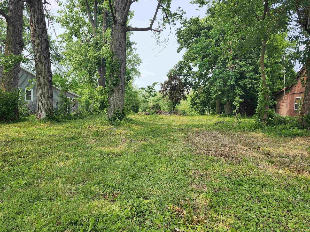 2781 Cresent Avenue - Photo 1