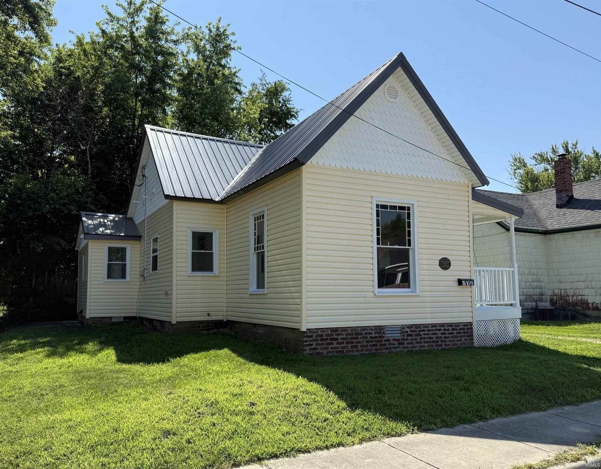 712 Lindsay Street - Photo 1