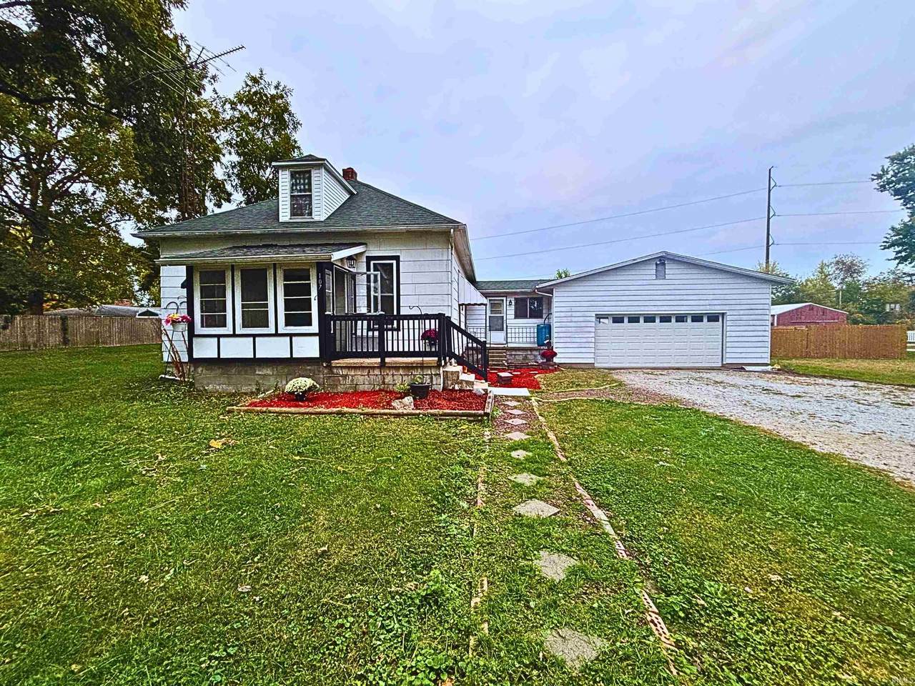 107 4th Street - Photo 1