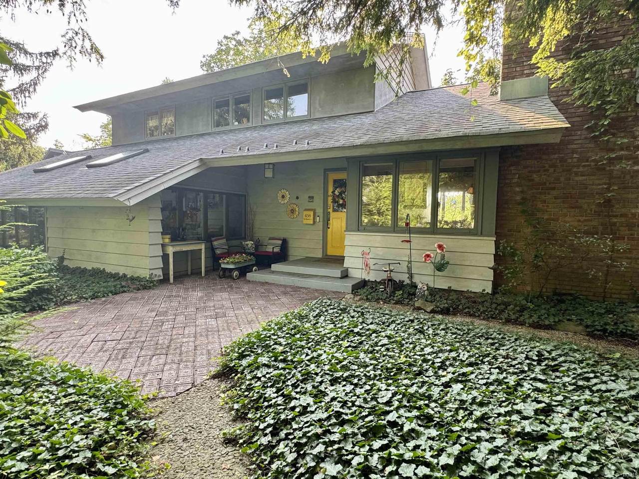 459 Hill Street - Photo 1