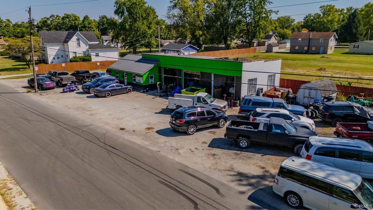 513 6th Street - Photo 1