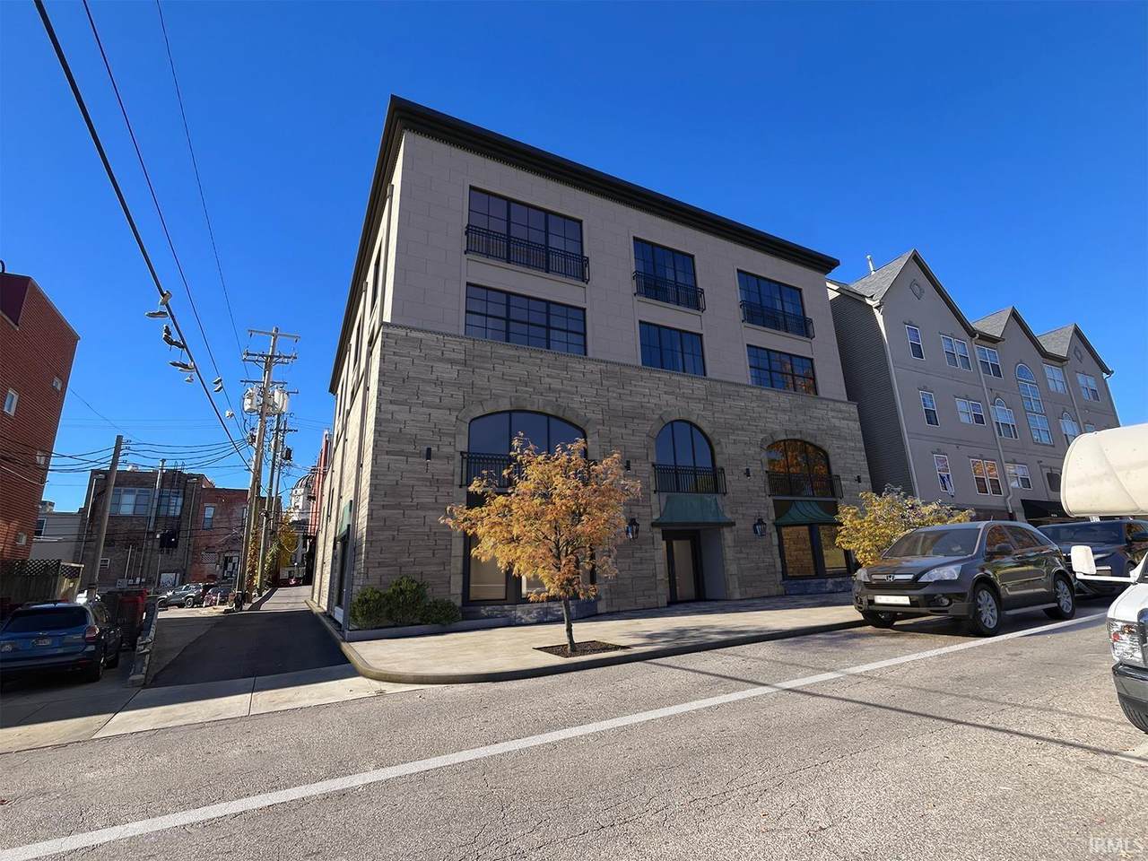 115 Washington St Unit 303 - Photo 1