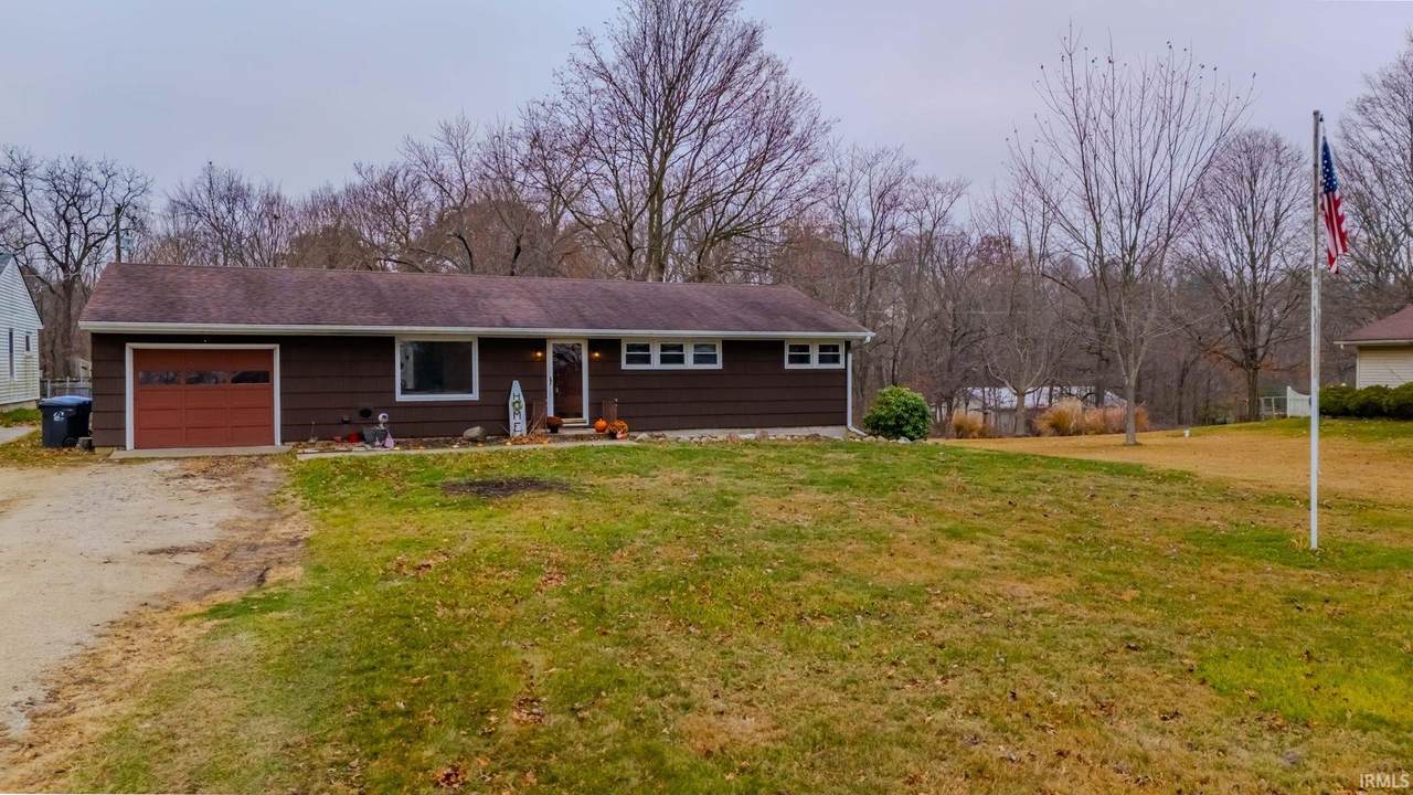 793 Lincolnway - Photo 1