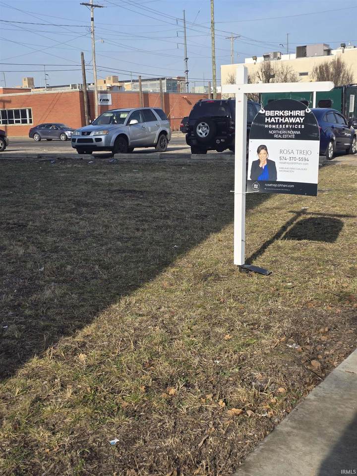 905 & 907 Michigan St Street - Photo 1