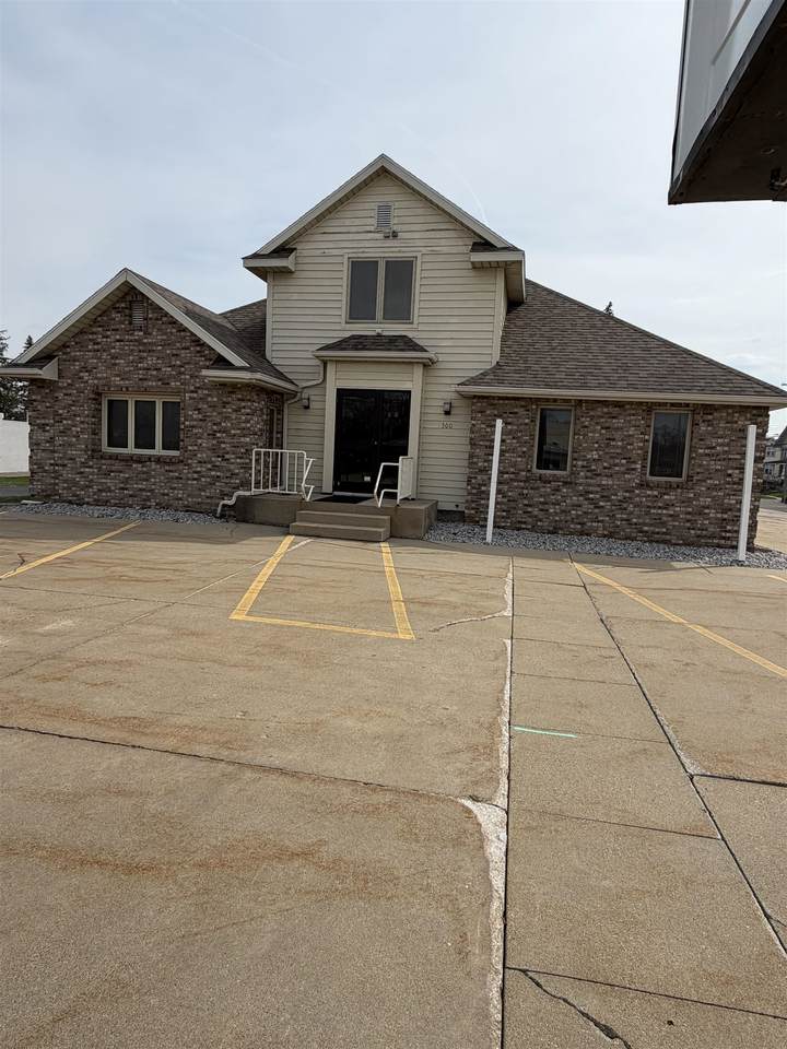 300 Wayne Street - Photo 1