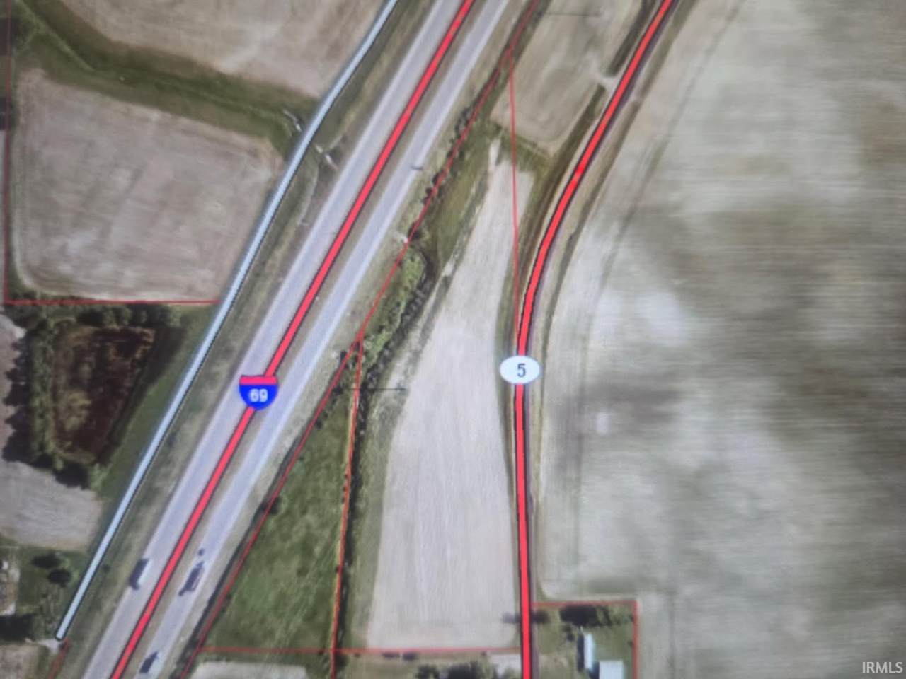 I 69 & 700 N - Photo 1