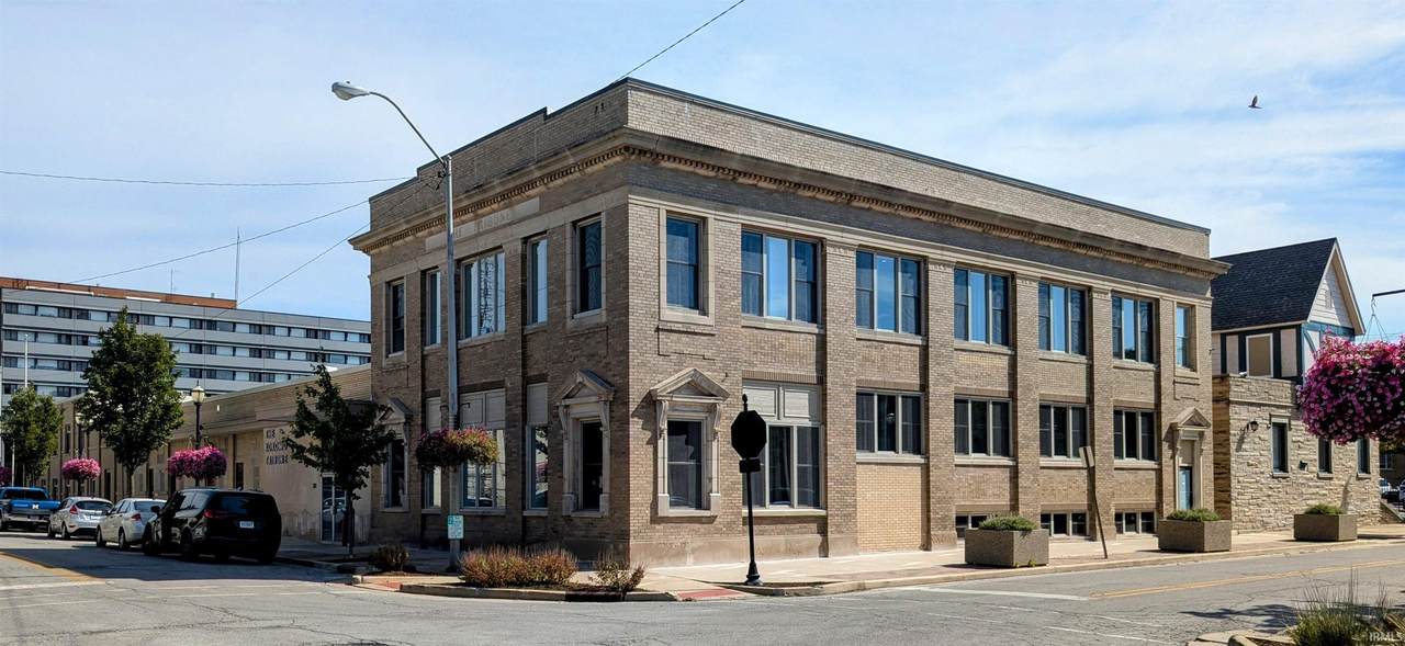 300 Union Street - Photo 1