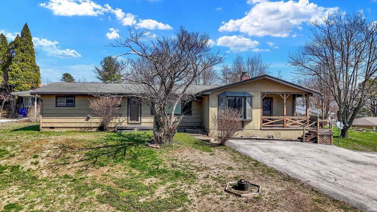 122 Edgewood Drive - Photo 1