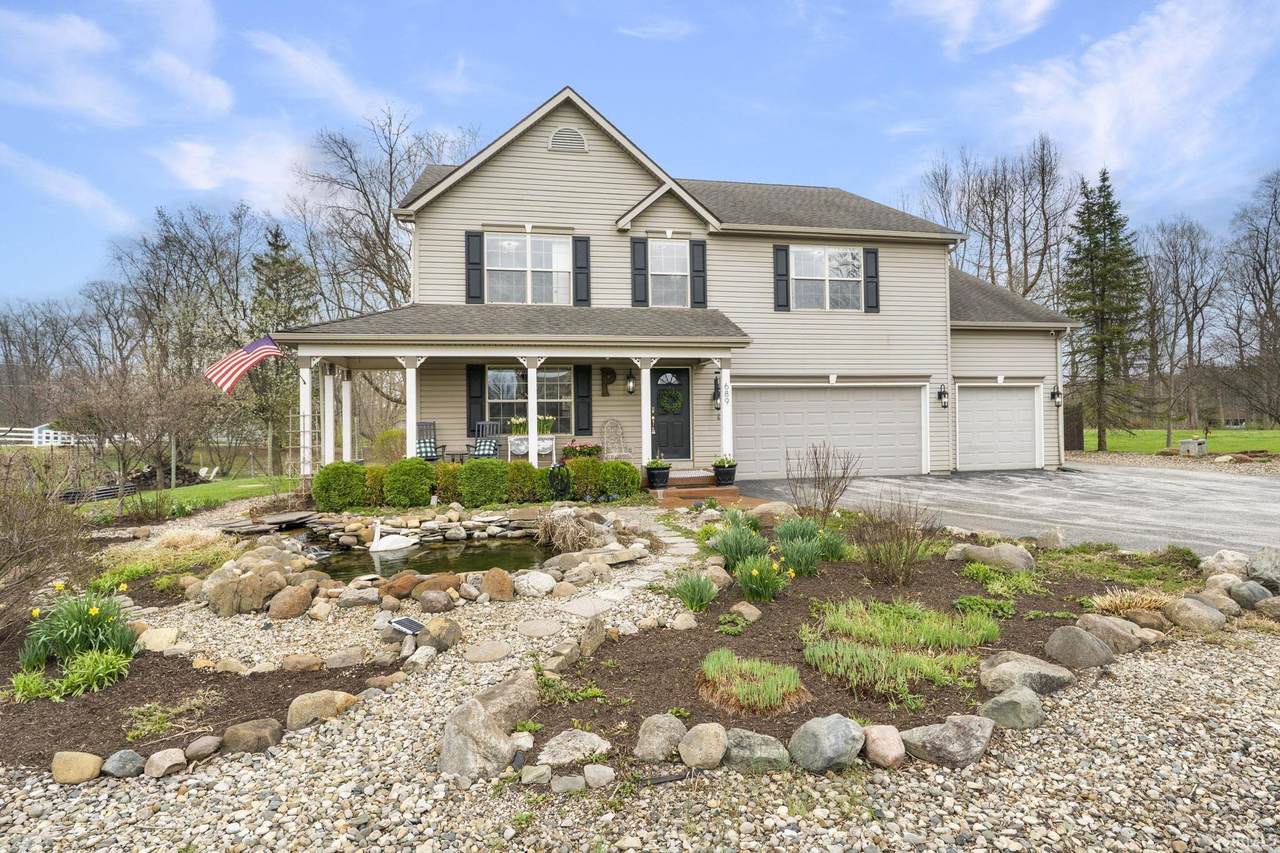 689 Winslow Lane - Photo 1