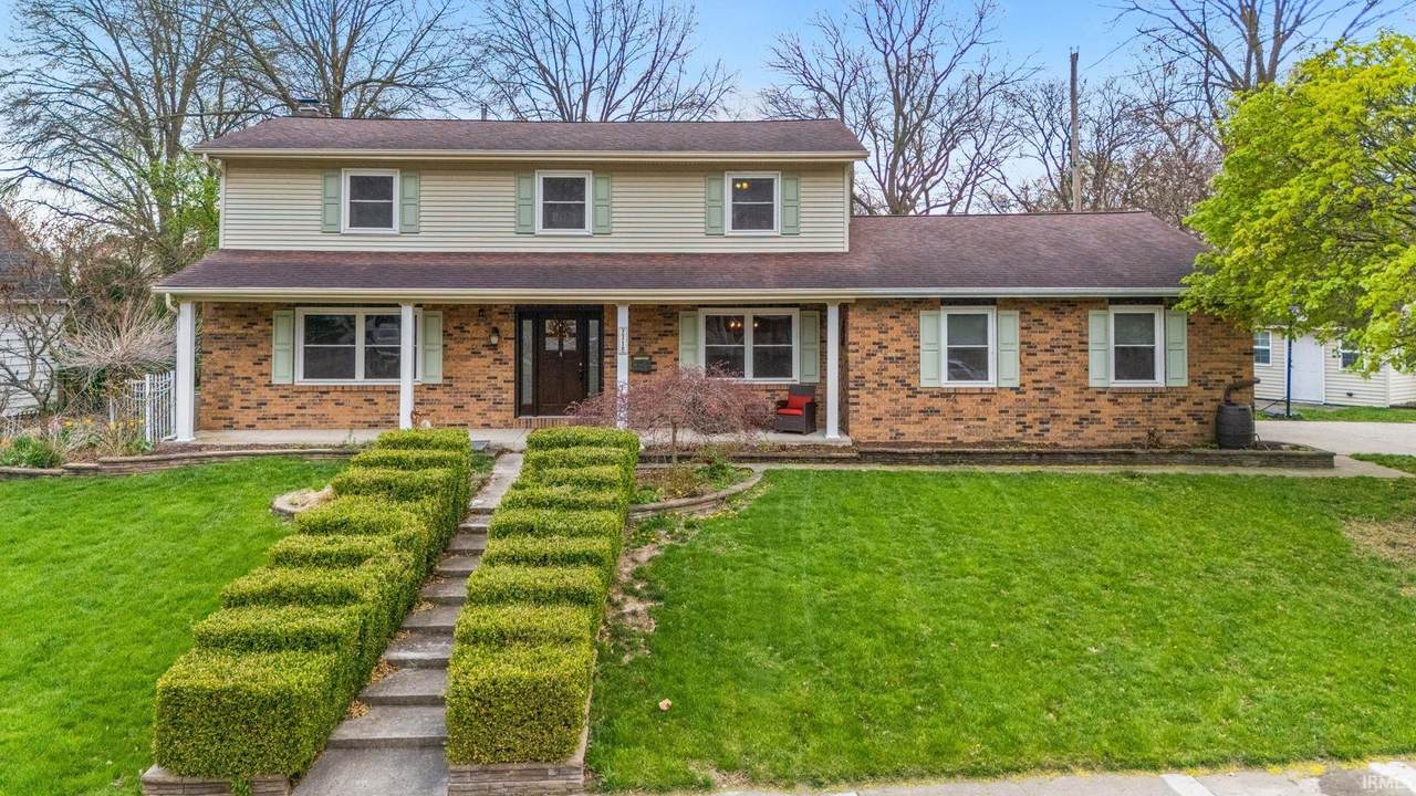 2716 Roscommon Drive - Photo 1