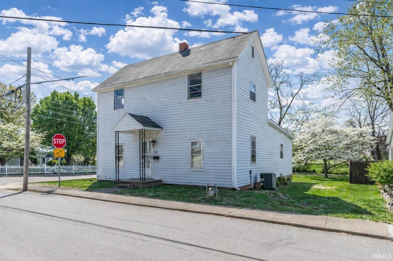 321 Chestnut Street - Photo 1