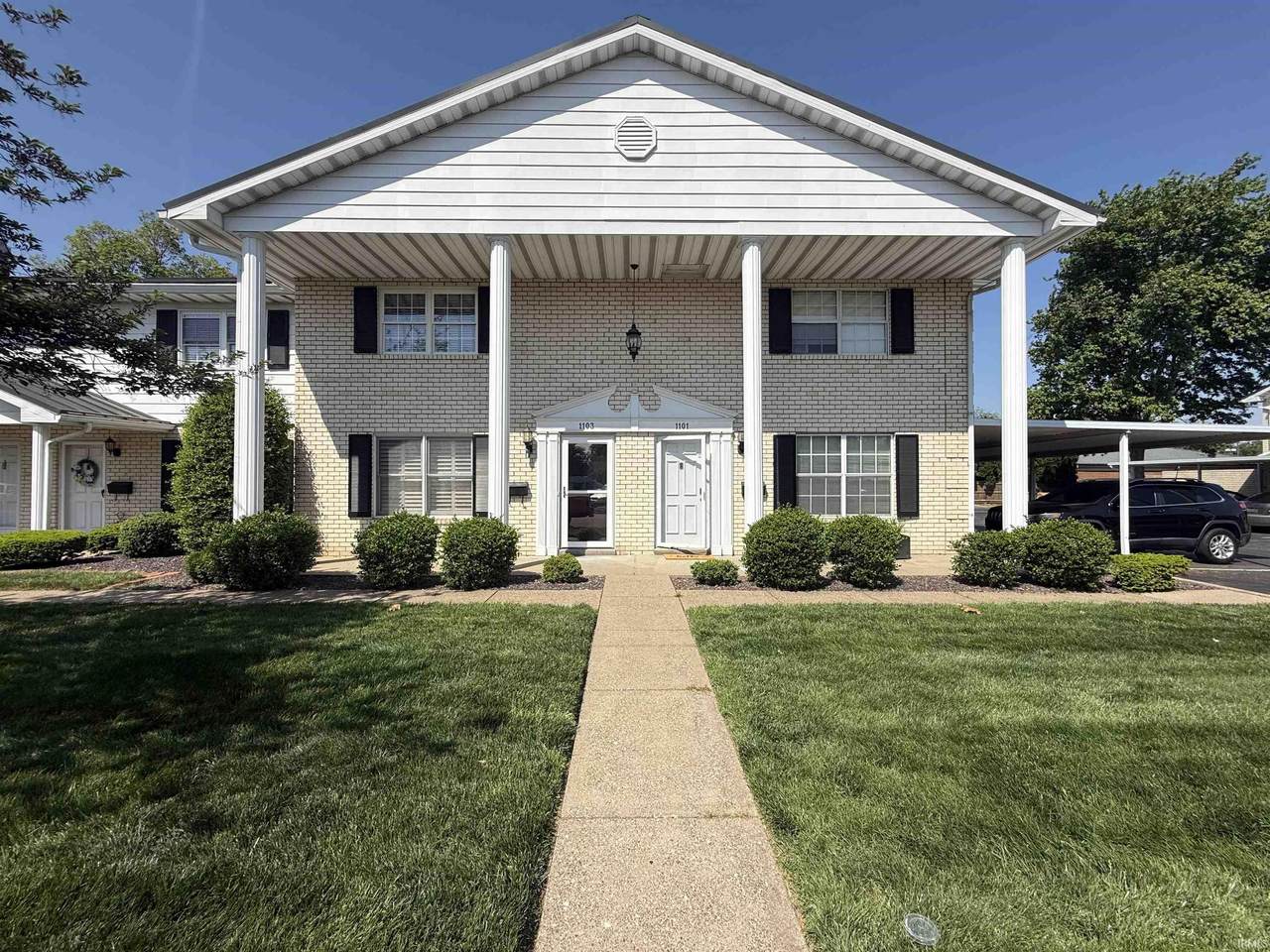 1103 Burdette Avenue - Photo 1