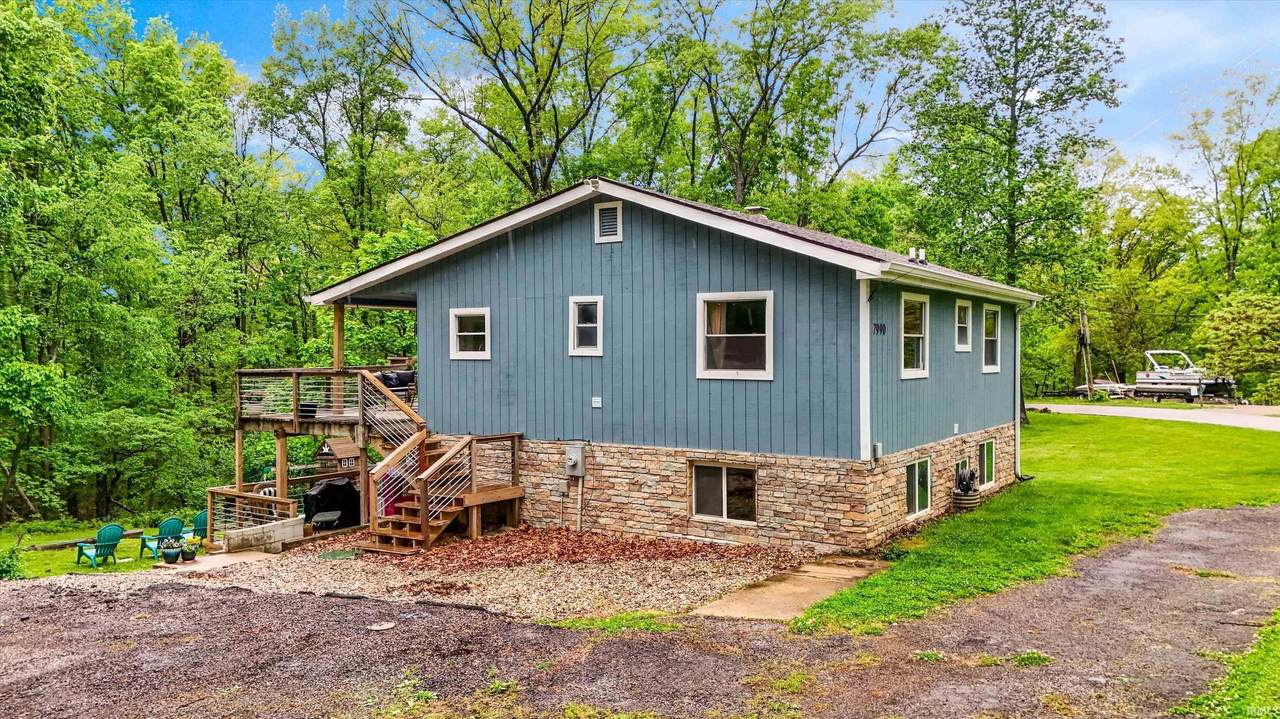 7990 Ebony Drive - Photo 1