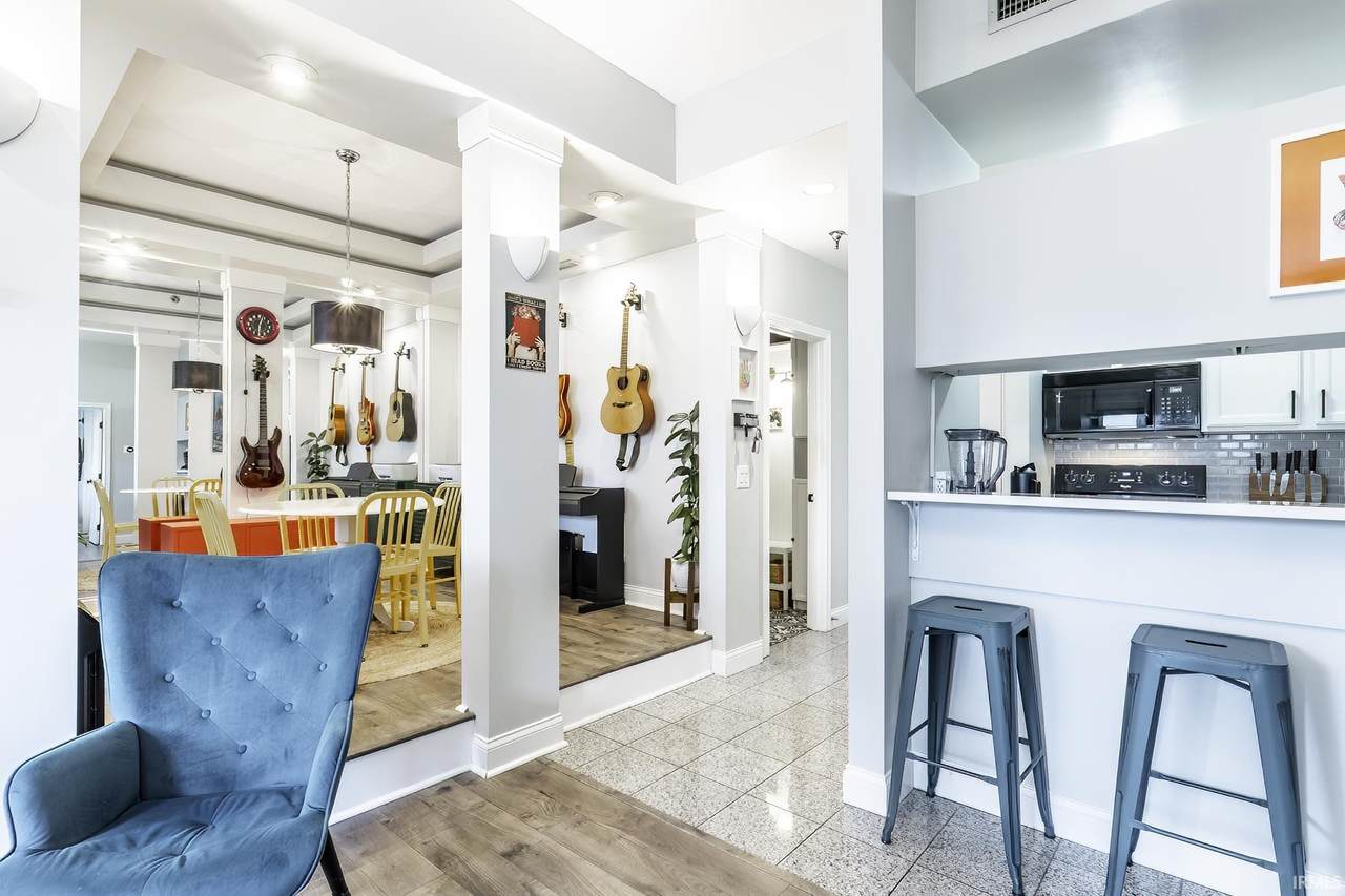 113 Wayne Street - Photo 1
