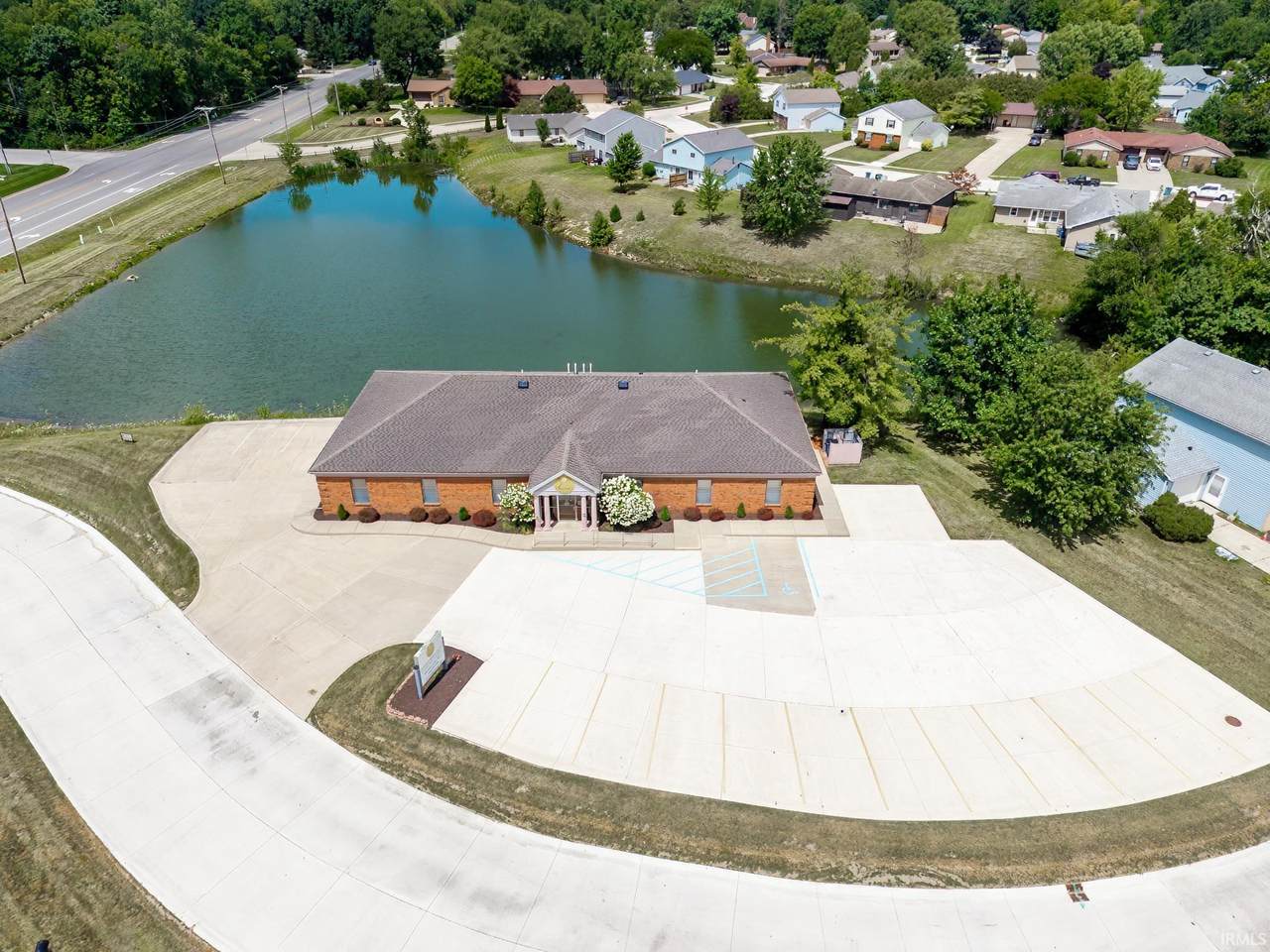 5525 Oak Valley Pl, Fort Wayne, IN 46845