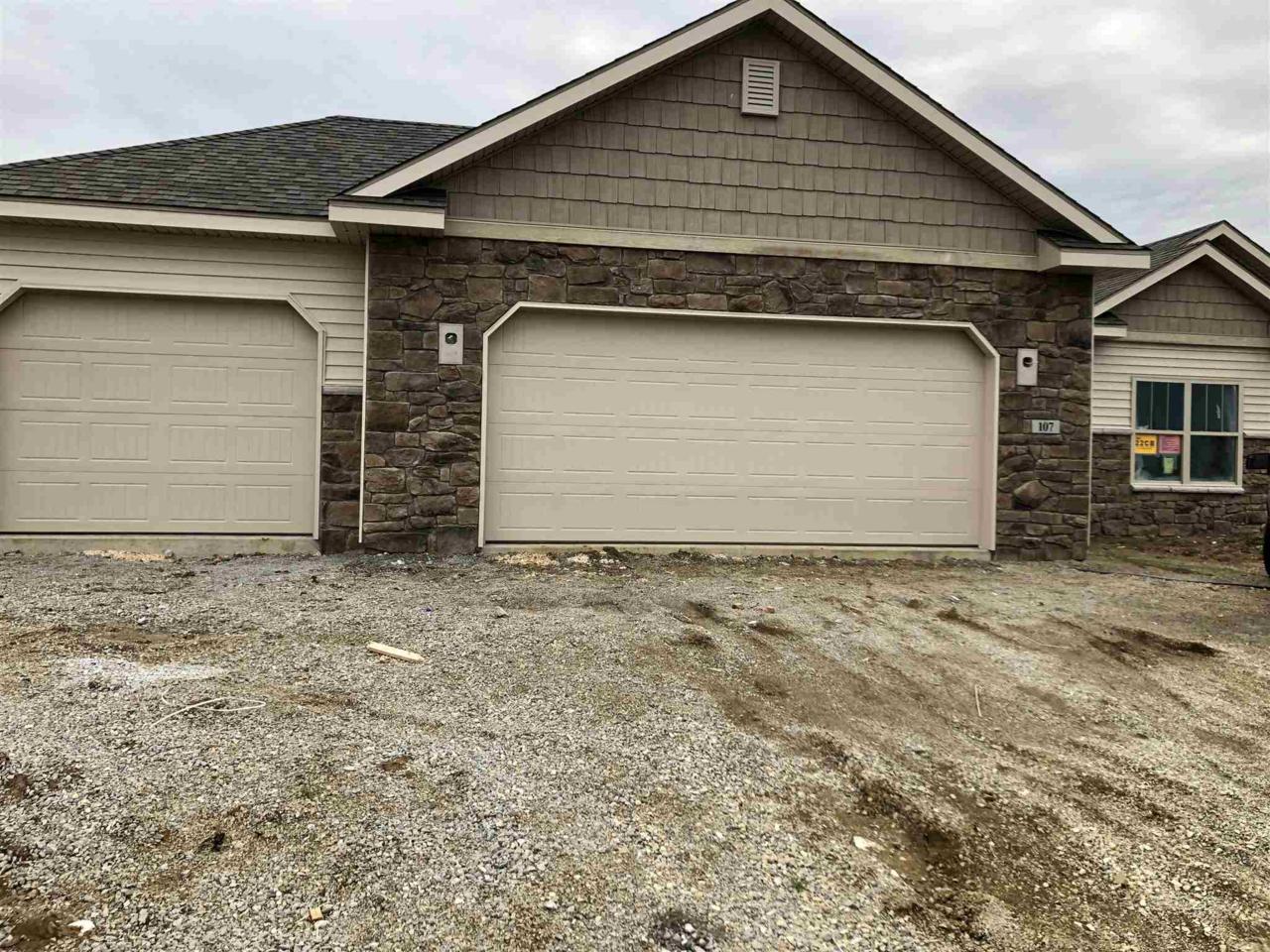 107 Paul Court - Photo 1