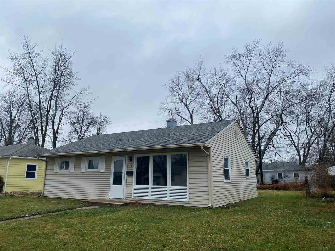 5222 Lillie Street - Photo 1