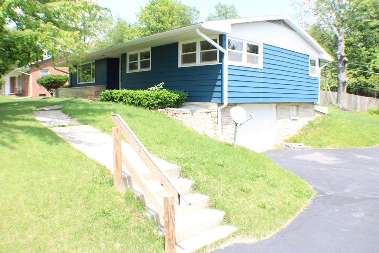 4120 10th Street - Photo 1