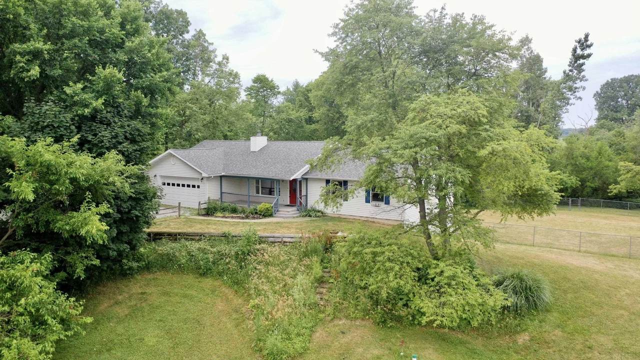 4499 County Farm Road - Photo 1