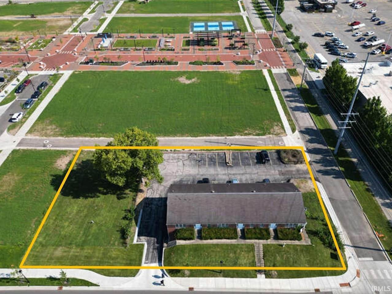 300-314 1st Street - Photo 1