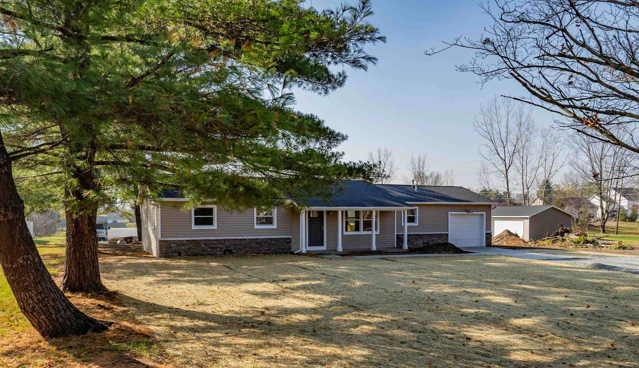 835 Dogwood Drive - Photo 1
