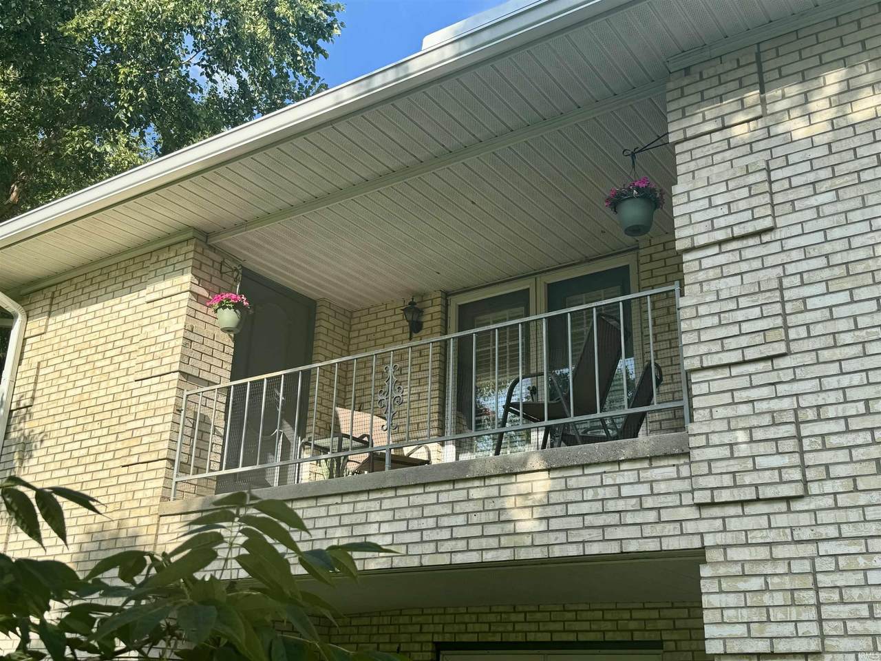 6702 Newburgh Road - Photo 1
