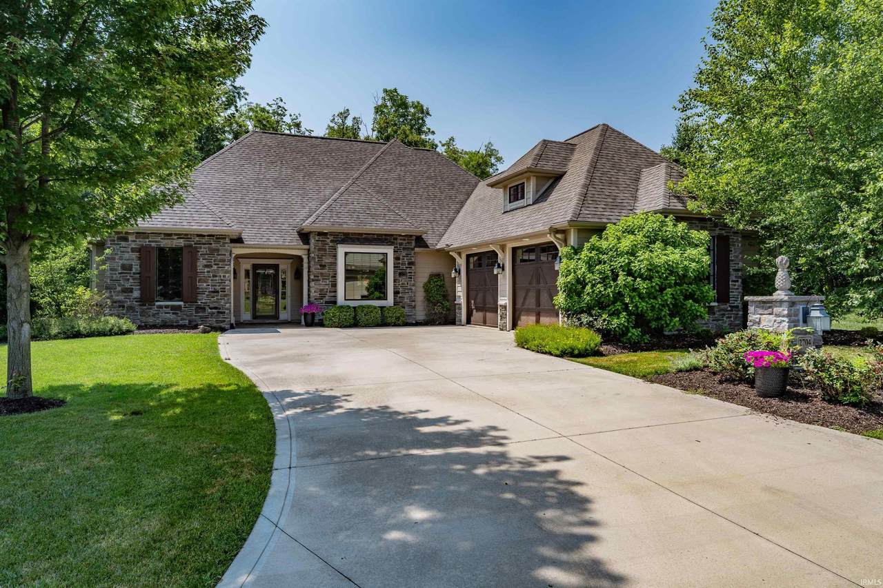 2704 Grenadier Court - Photo 1