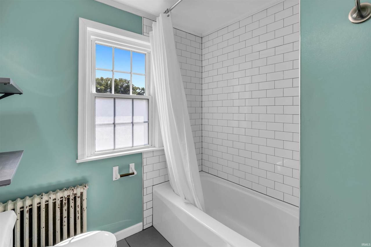 3128 Pennsylvania Avenue - Photo 1