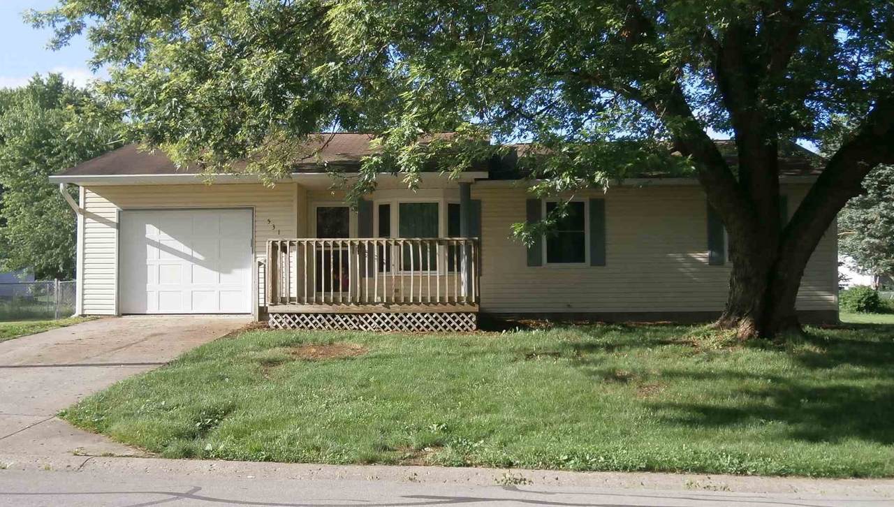 531 Tecumseh Drive - Photo 1