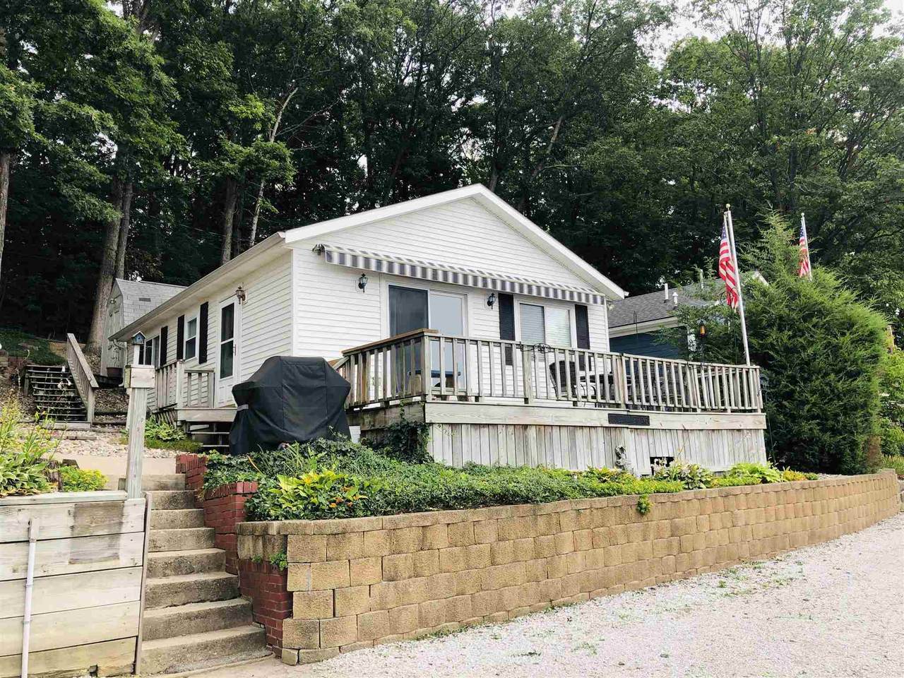 11848 Vista Drive - Photo 1