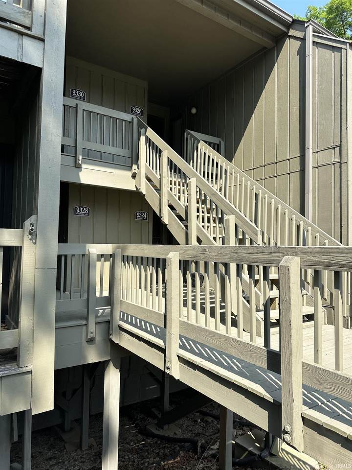 9324 Lake Ridge Drive - Photo 1