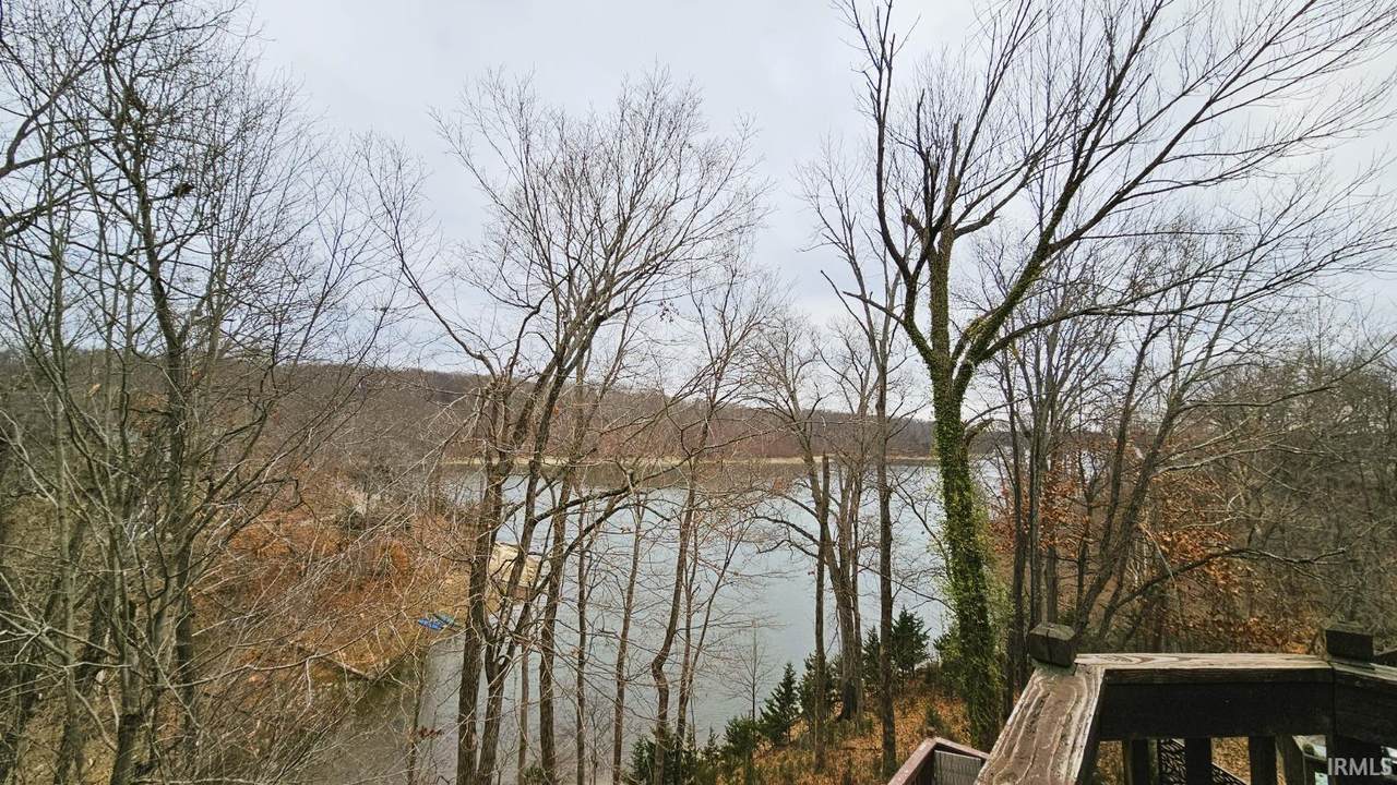 1982 Bay Pointe Drive - Photo 1