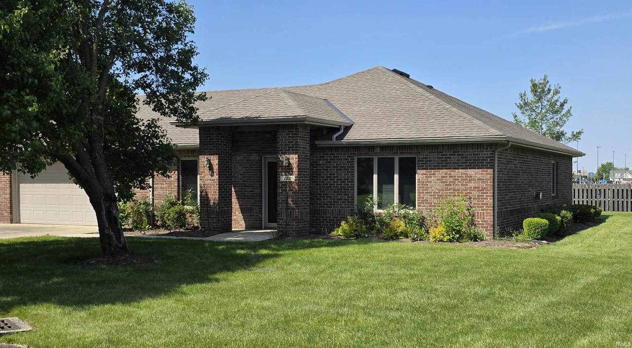 112 Pilgrim Drive - Photo 1