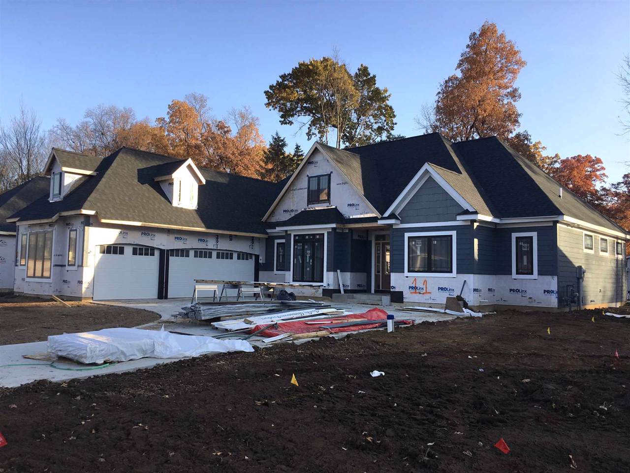 16196 Cobblestone Square Drive - Photo 1