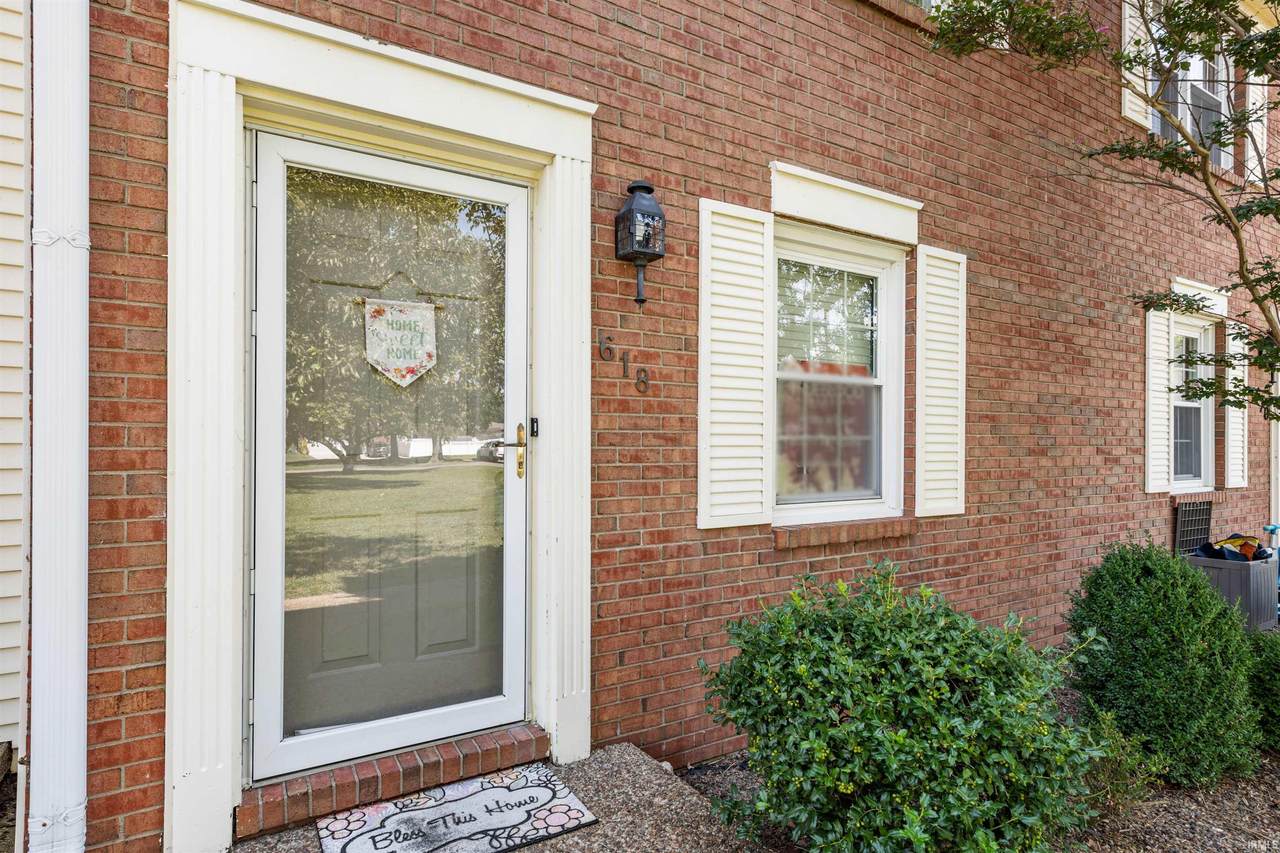 618 Kingswood Drive - Photo 1