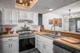 9006 Pointe Ridge Lane - Photo 10