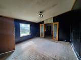 221 Chase Street - Photo 8