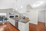 709 Autumn Glory Drive - Photo 9